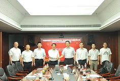 攜手中國(guó)建材國(guó)際工程集團(tuán)，在海外合作浮法玻璃生產(chǎn)線項(xiàng)目
